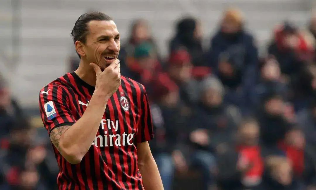 AC米兰青春风暴席卷，莱奥独造两球助队登顶